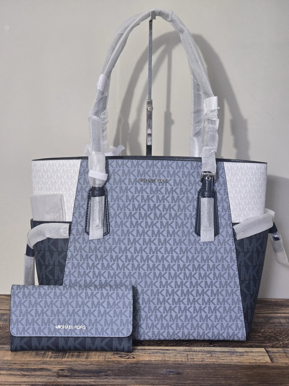 Michael Kors Voyager Color-Block Tote And Wallet Set
